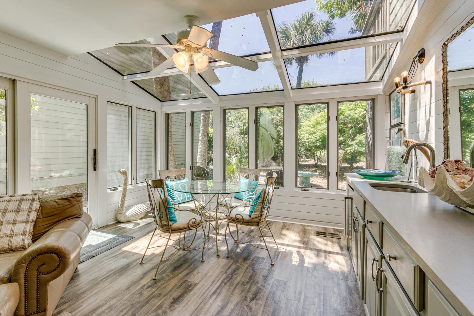 הילטון הד איילנד Modern Hilton Head Retreat Walk To Beach And Golf! מראה חיצוני תמונה